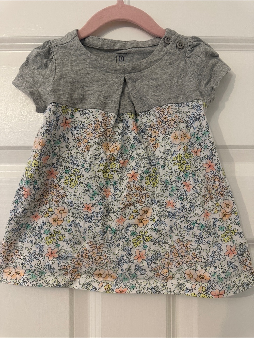 GAP Girls Heather Gray Top with Pastel Floral Skirt